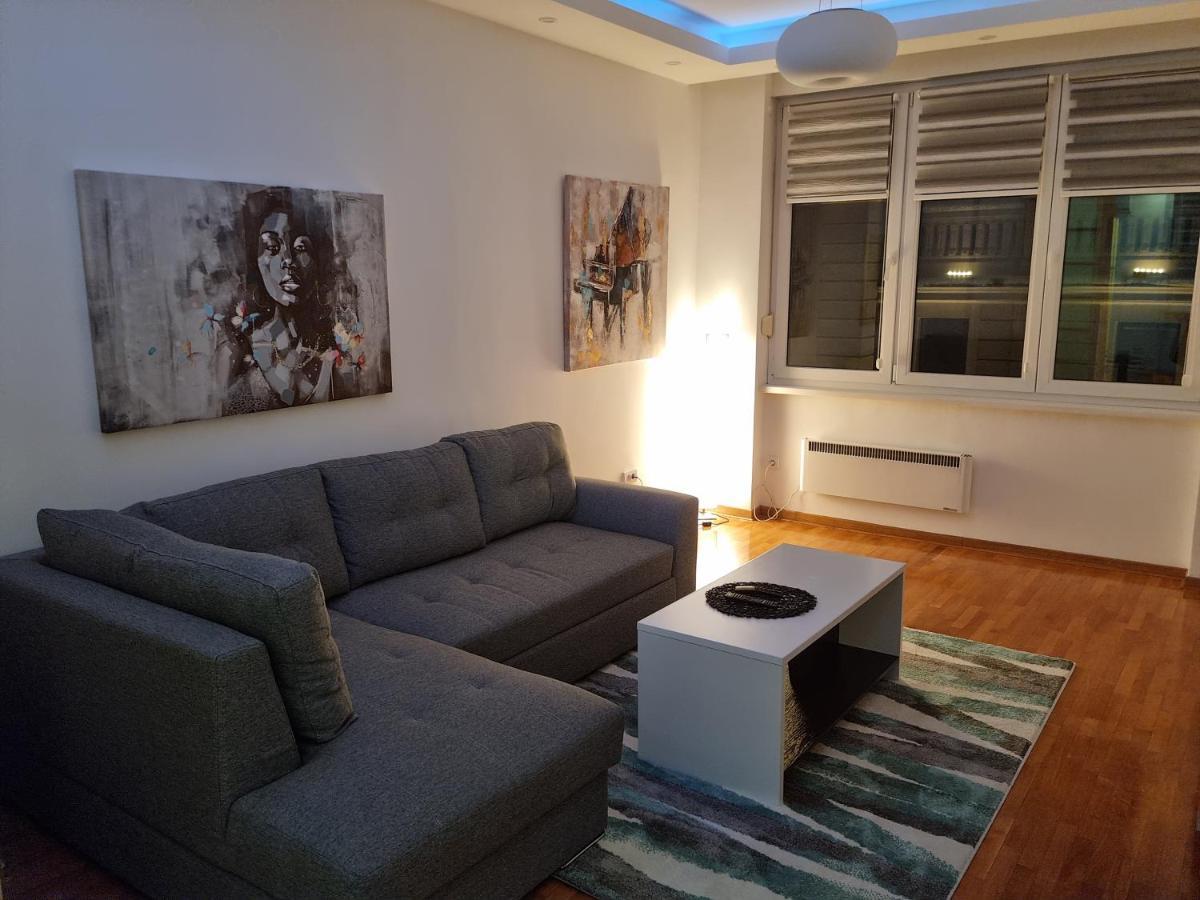 De Luxe Republic Square Apartment Of 100Sqm Belgrade Exterior photo