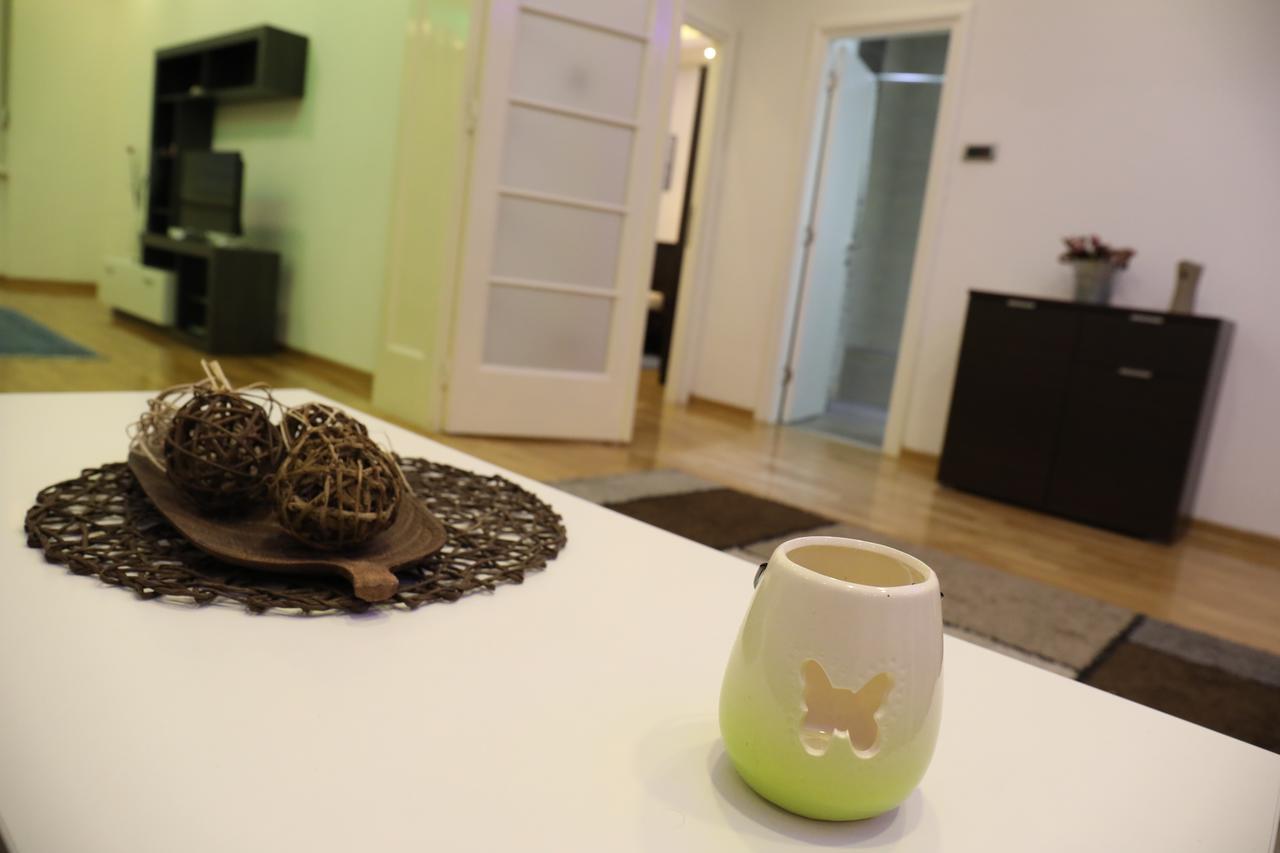 De Luxe Republic Square Apartment Of 100Sqm Belgrade Exterior photo